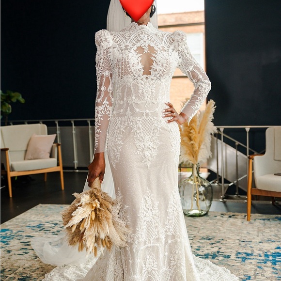 Leah Da Gloria - Wedding Gown - Mermaid - Size 4 - Ivory - Picture 1 of 9